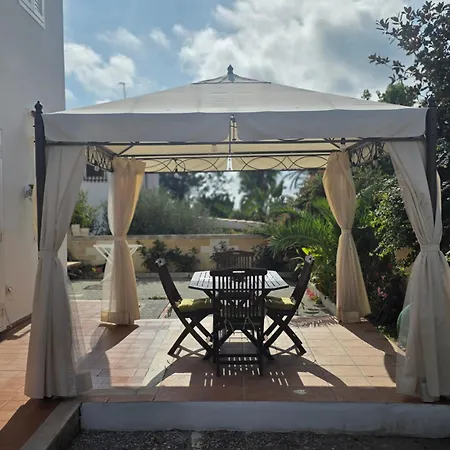 Il Bacio Del Sole ヴィラ